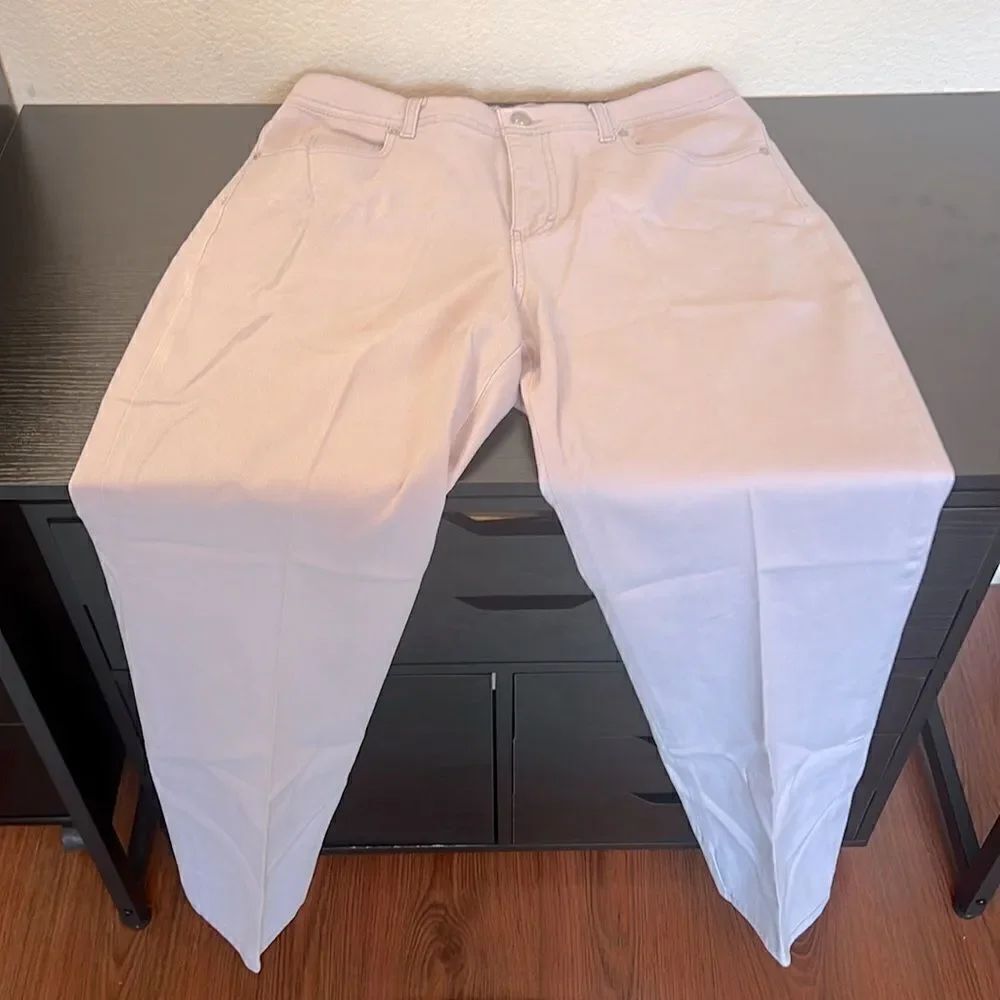 Gloria Vanderbilt Lilac Straight Leg Jeans
